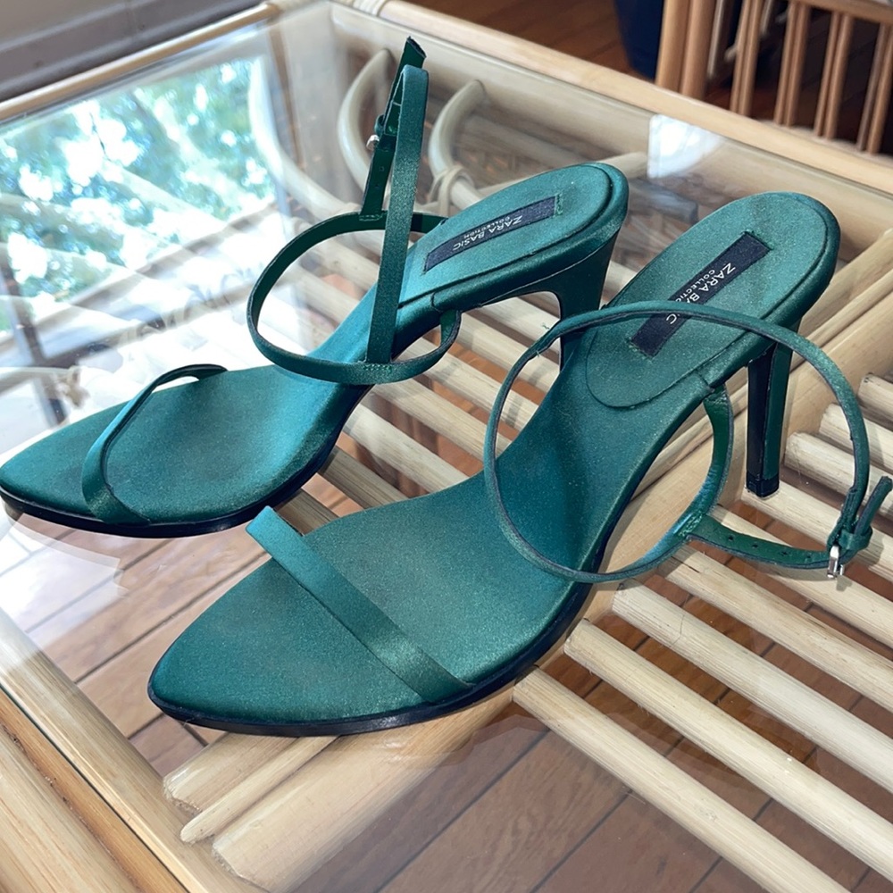 Zara Basics beautiful satin green heels